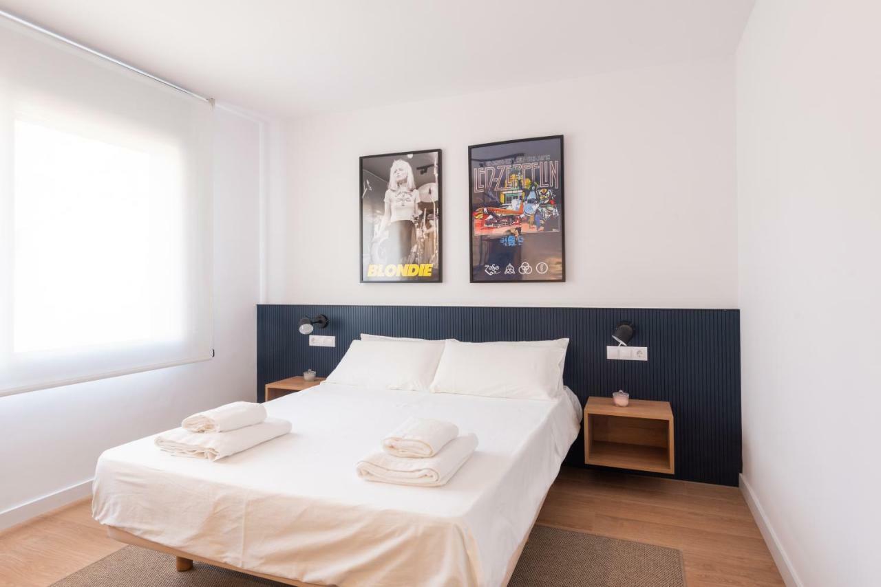 Petit Luxe L'Atic Apartment ตาราสซา ภายนอก รูปภาพ
